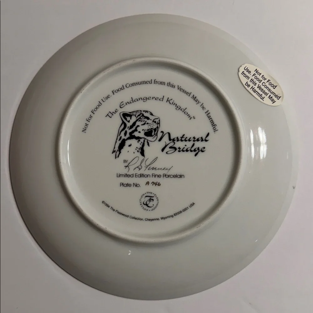 Vintage.FLEETWOOD Collection. Endangered Kingdom. NATURAL BRIDGE. A 746.